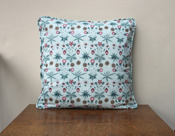 William Morris Daisy Piped Edge Cushion