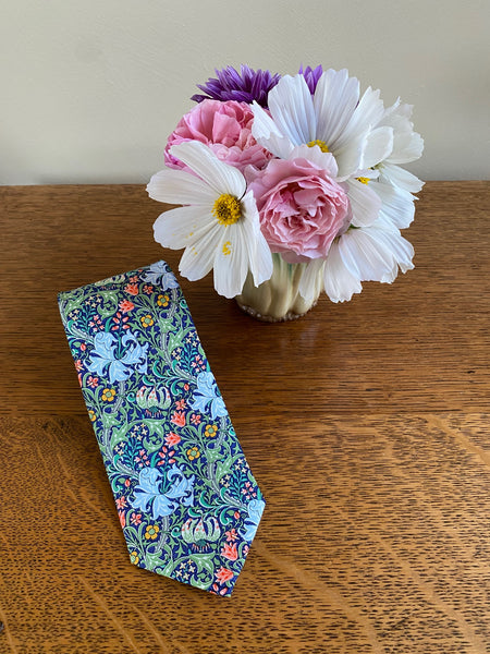 Fox & Chave Morris Golden Lily Silk Tie