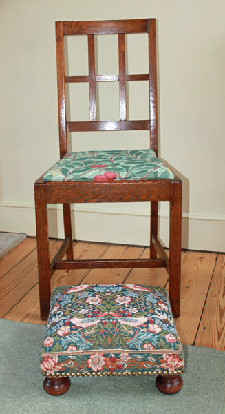 Hines of Oxford William Morris Strawberry Thief Tapestry Footstool